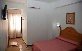 Hostal Paris