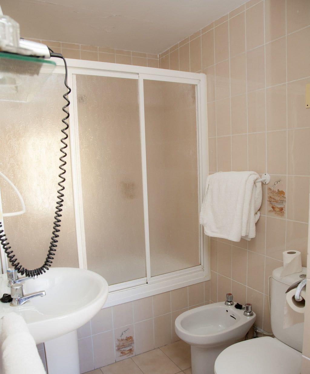 Hostal Paris La Línea de la Concepción Exterior foto