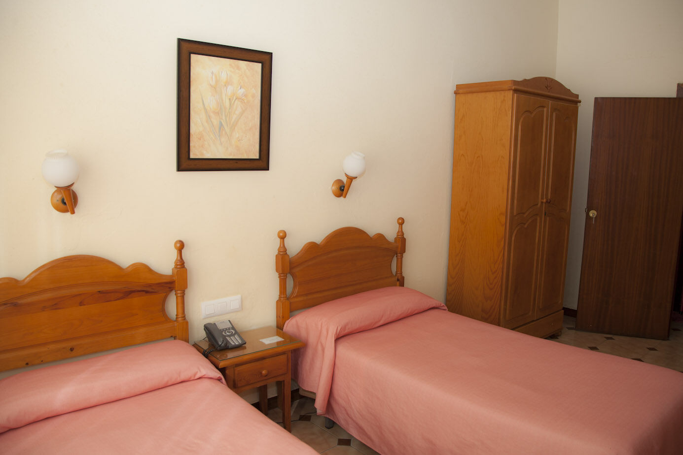 Hostal Paris La Línea de la Concepción Exterior foto